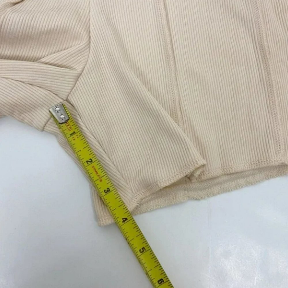 Superdown Lizzy Ribbed Short Set in Tan - Picture 6 of 8